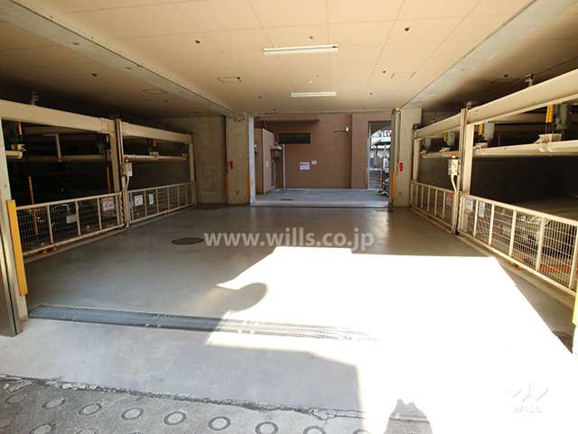 敷地内駐車場(屋内機械式)