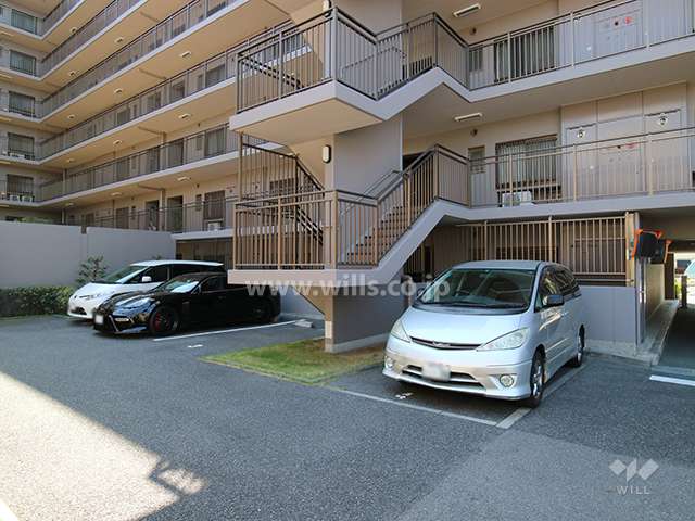 敷地内駐車場(屋外平面式)