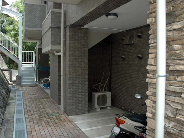 屋根付きの駐輪場