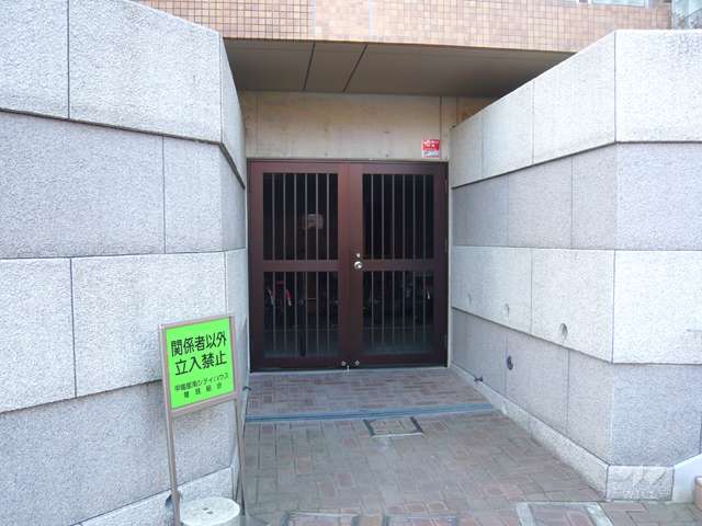 駐輪場出入り口