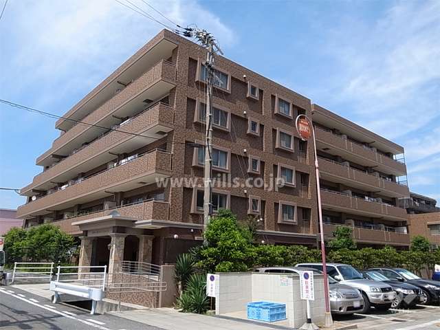 ライオンズマンション香櫨園の外観（南西側から）