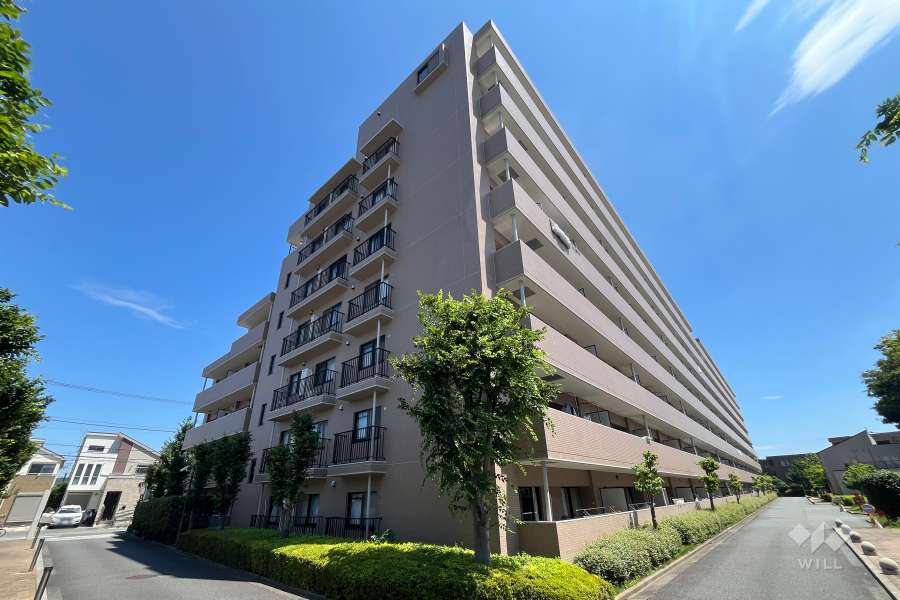 ファミールシティ武蔵関3番館の外観（南西側から）　