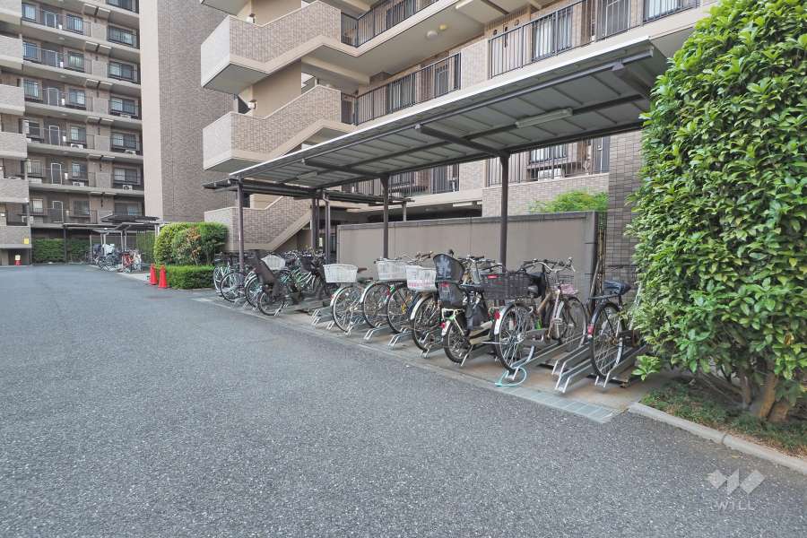 駐輪場（屋根あり）