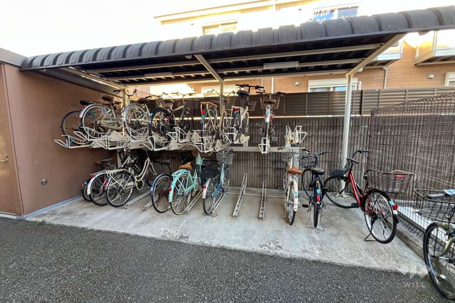 駐輪場（屋根あり）