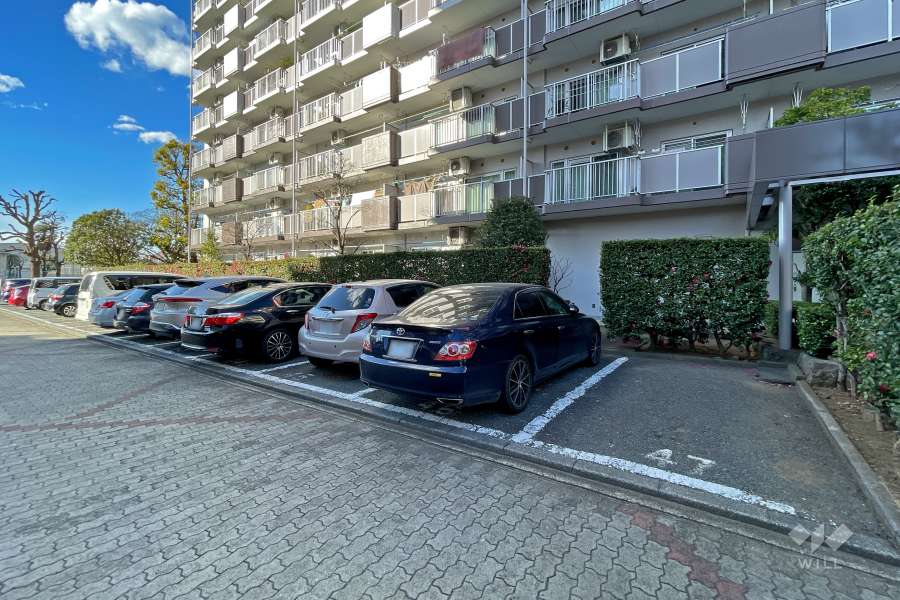 敷地内駐車場（屋外平面式）