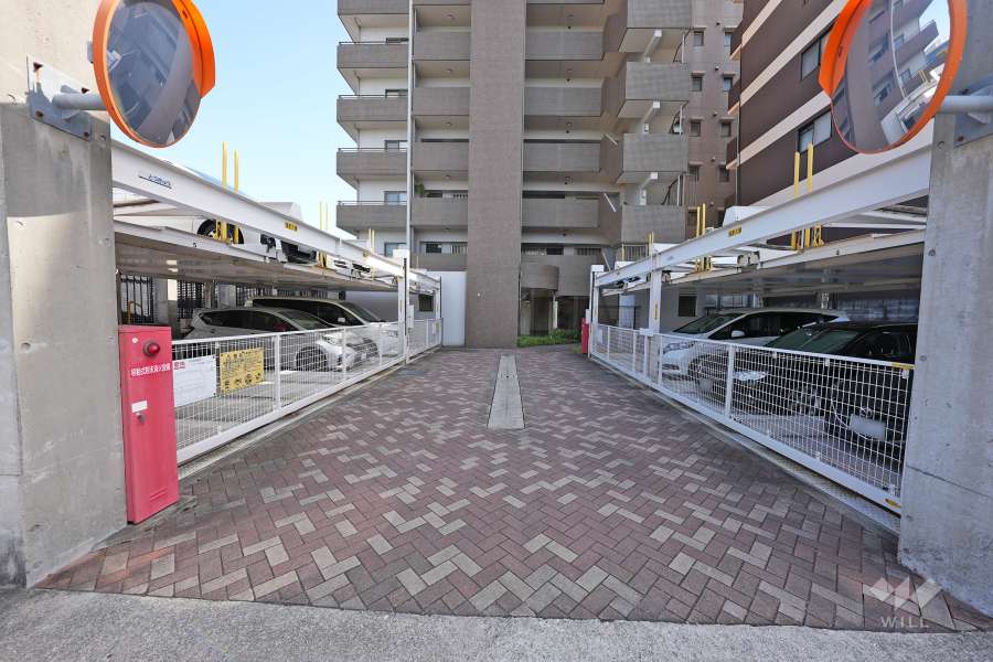 敷地内駐車場（屋外機械式）