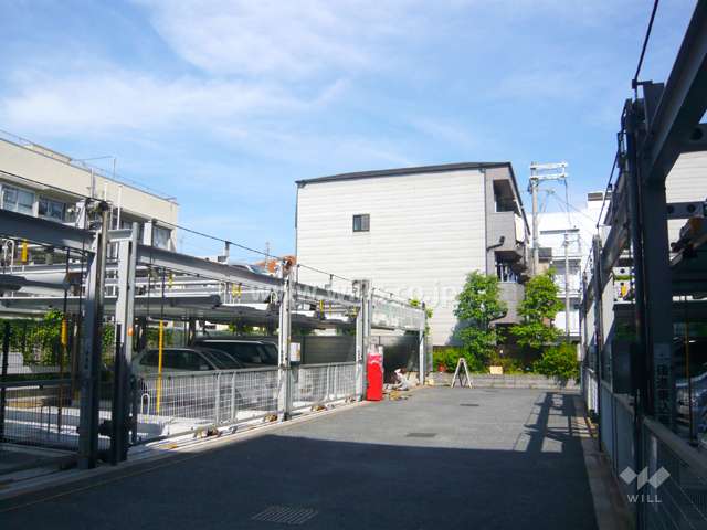 敷地内駐車場（機械式）