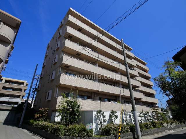 イトーピア香櫨園ソレンテの外観（南西側から）