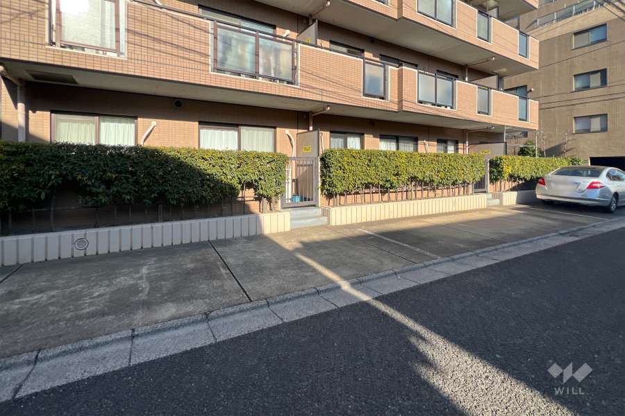 敷地内駐車場（屋外平面式）