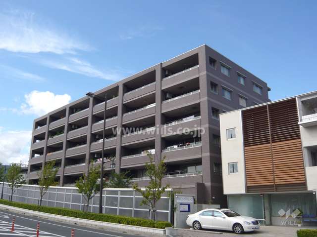 アールヴェール夙川の外観（南側から）