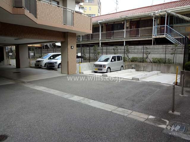 敷地内駐車場