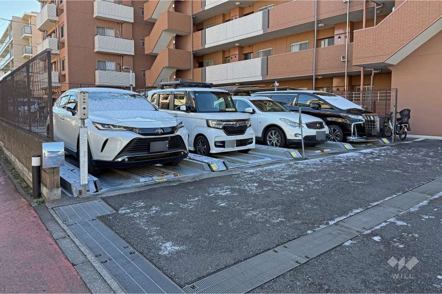 敷地内駐車場（屋外機械式）
