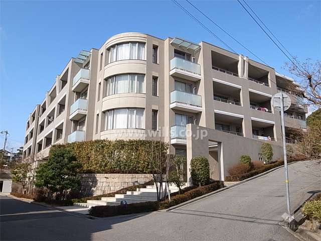 ヒルズ夙川菊谷町の外観（南東側から）