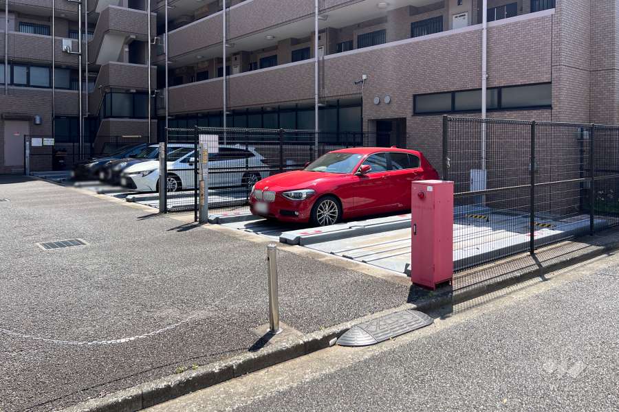 敷地内駐車場（屋外機械式）　