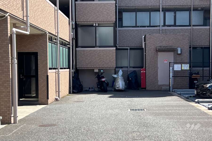 バイク置場