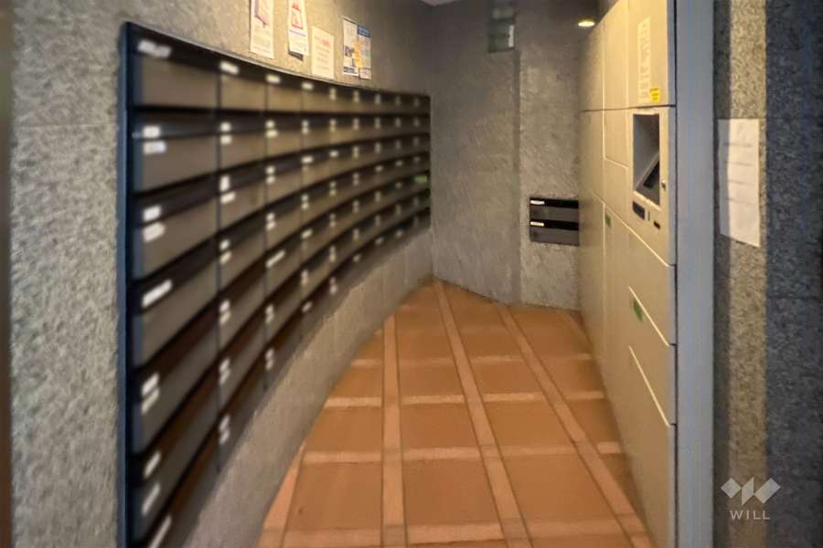 宅配ボックスと共用ポスト