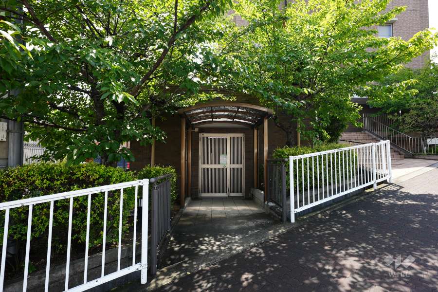 駐輪場の出入口
