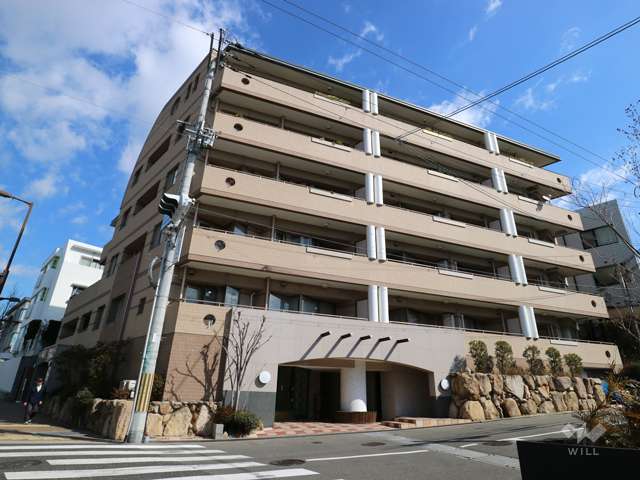 レジオン夙川名次町の外観(南西側から)