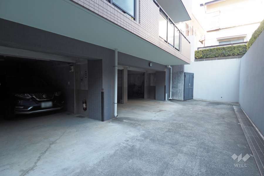 敷地内駐車場（屋内平面式）