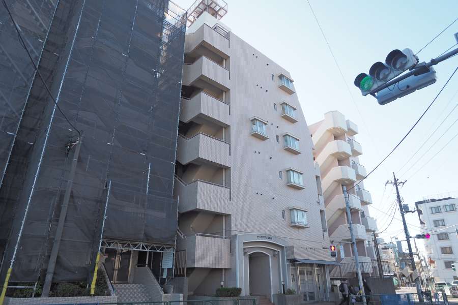 グランドメゾン上石神井の外観（北東側から）