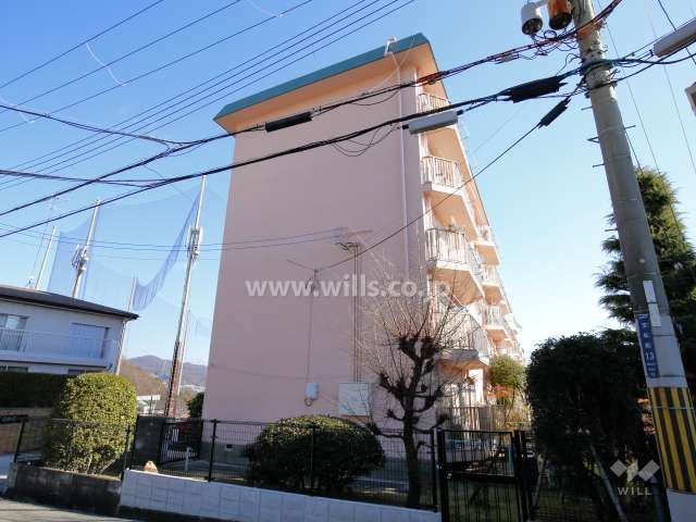 宝松苑ハイツの外観（西側から）