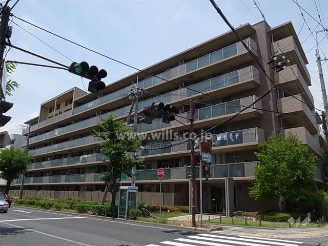 甲子園口パークハウスの外観（南東側から）