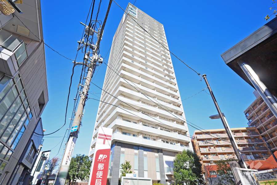 プラウドタワー石神井公園の外観（南側から）