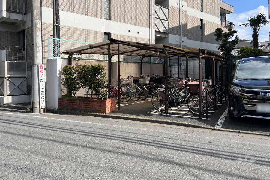駐輪場　