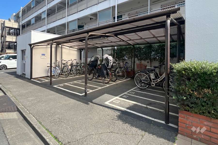 駐輪場　　