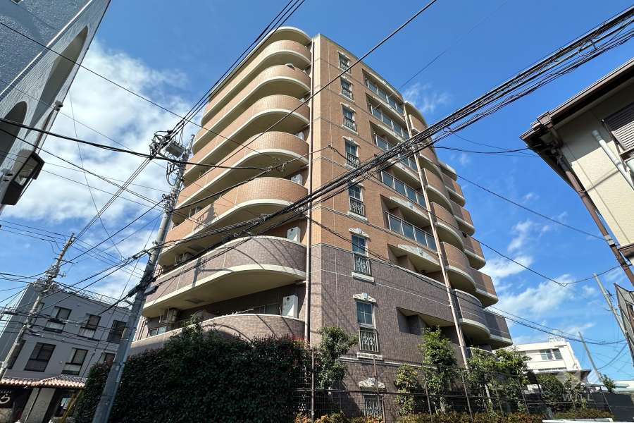 グランシティ大泉学園テラッツァリベルタの外観（南東側から）