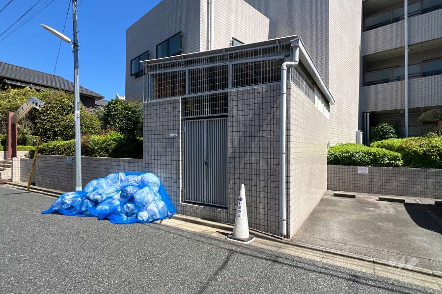 ゴミ置き場