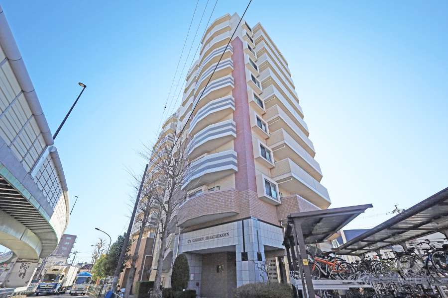 シーズガーデン石神井公園の外観（北側から）