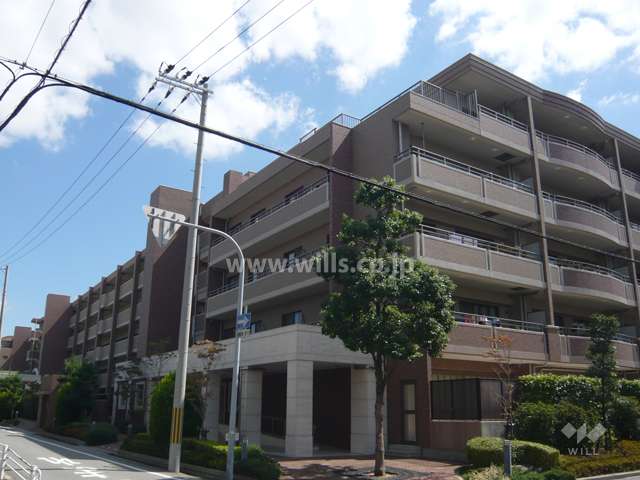 ロイヤルヴィーゼ芦屋の外観（北西側から）