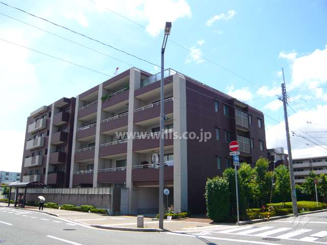 藤和ライブタウン芦屋呉川町ルミナンスの外観（北東側から）