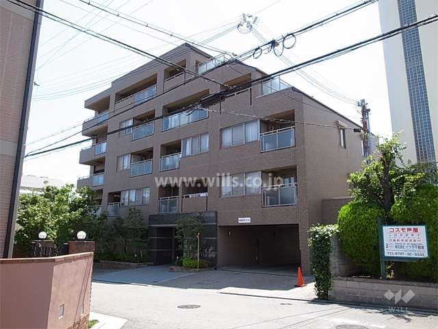 カームコート芦屋の外観（北東側から）