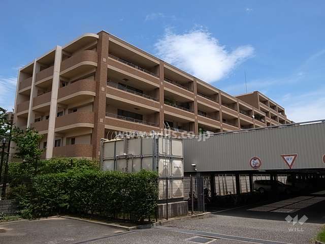 西宮北口アーバンライフの外観（南西側から）