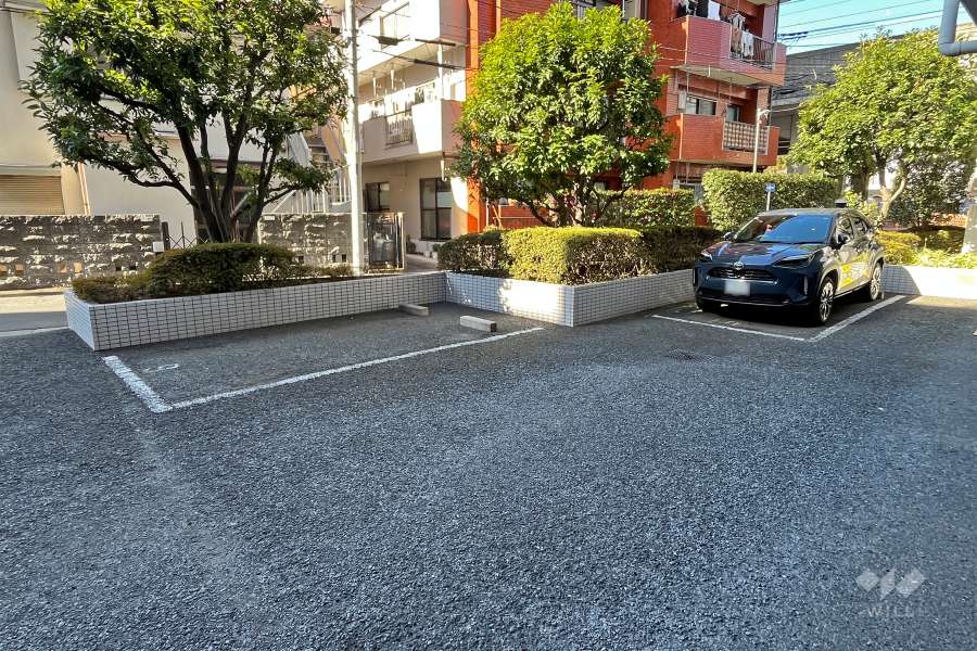 敷地内駐車場（屋外平面式）