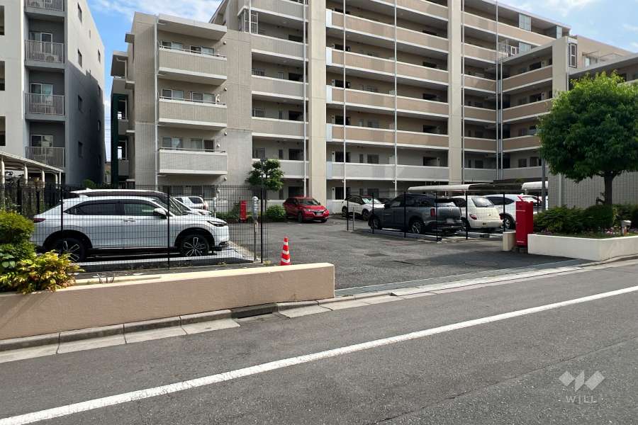 敷地内駐車場（屋外平面式）