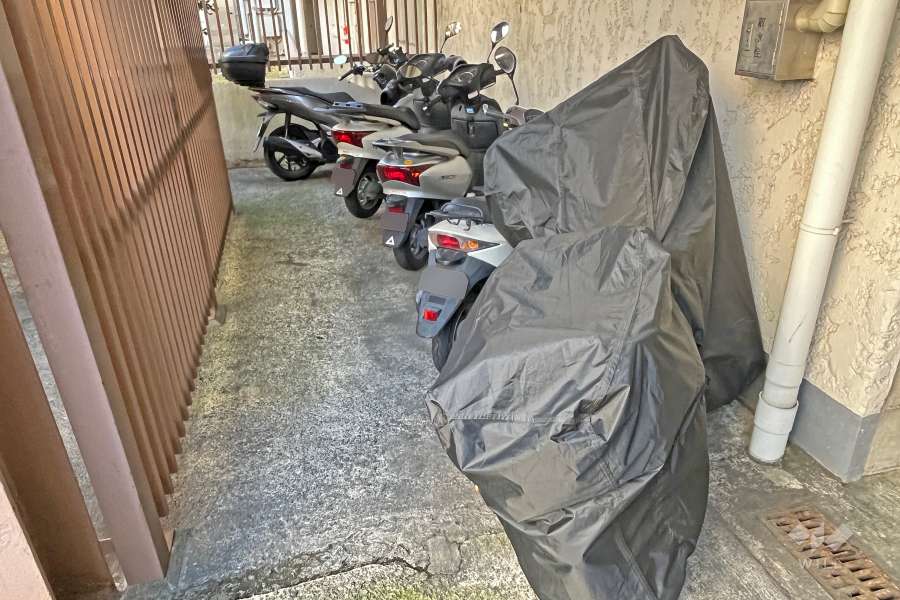 バイク置場