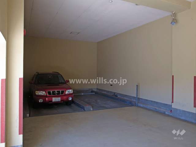 敷地内駐車場（屋内機械式）