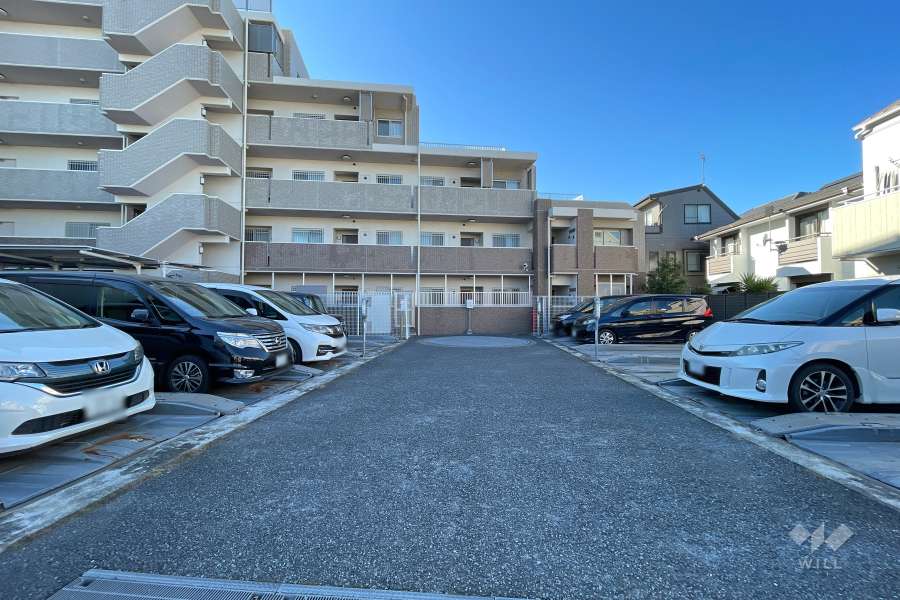 敷地内駐車場（屋外機械式）