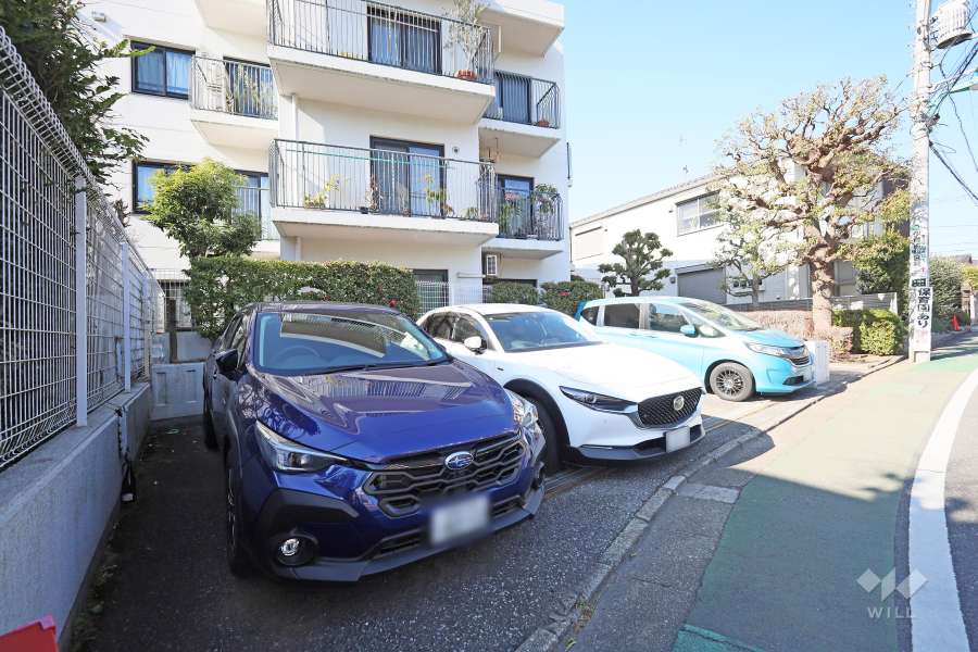 敷地内駐車場（屋外平面式）
