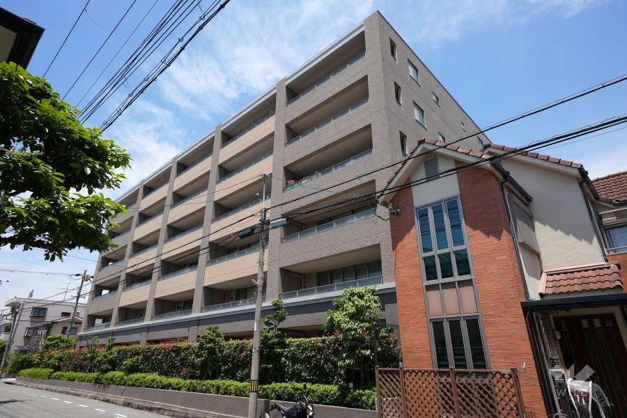 ヒルズ夙川パッサージュの外観（南東側から）