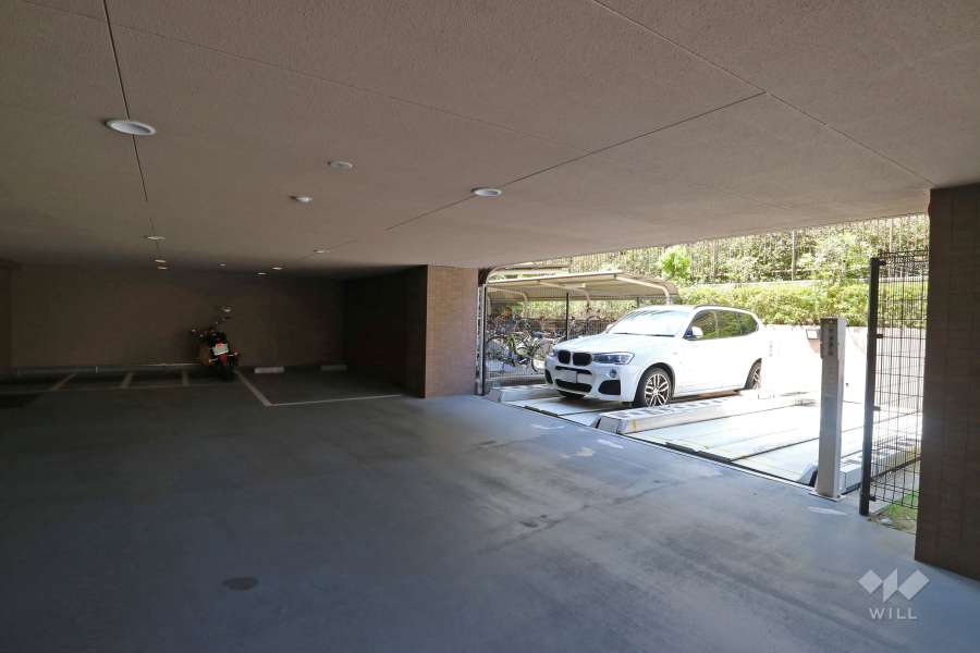 敷地内駐車場（屋外機械式）
