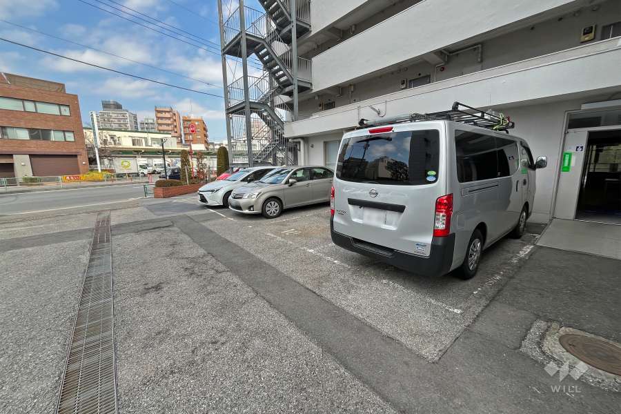 敷地内駐車場（屋外平面式）