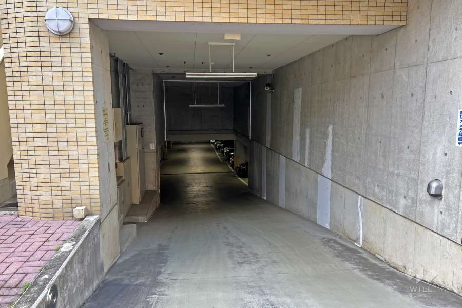 敷地内駐車場（屋内平面式）
