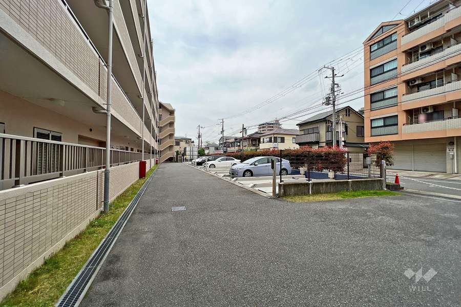 敷地内駐車場（屋外機械式）