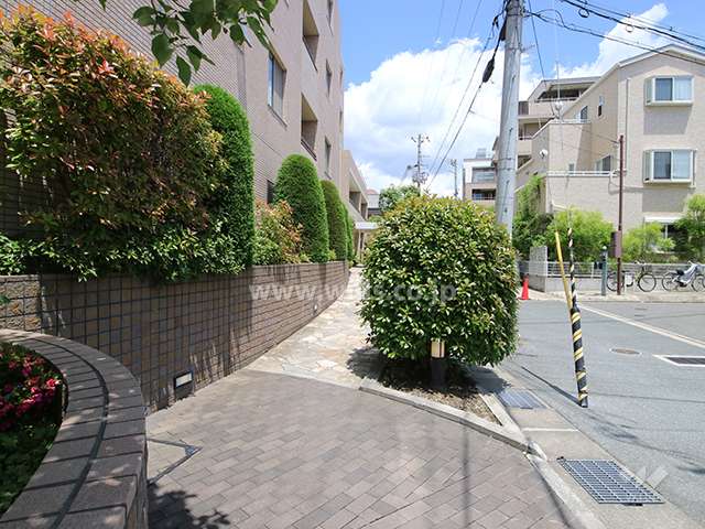 エントランスアプローチ