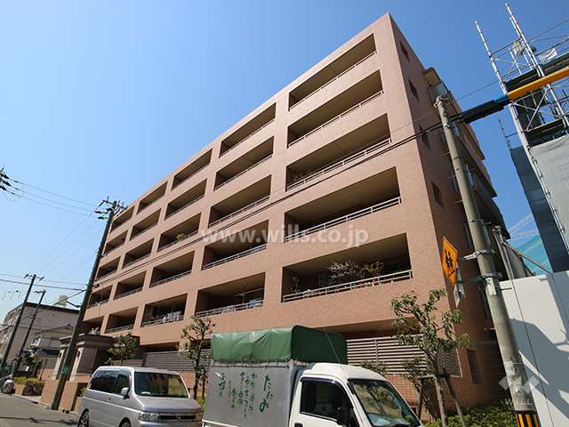 グラン・コート甲子園口ベルアージュの外観（南東側から）