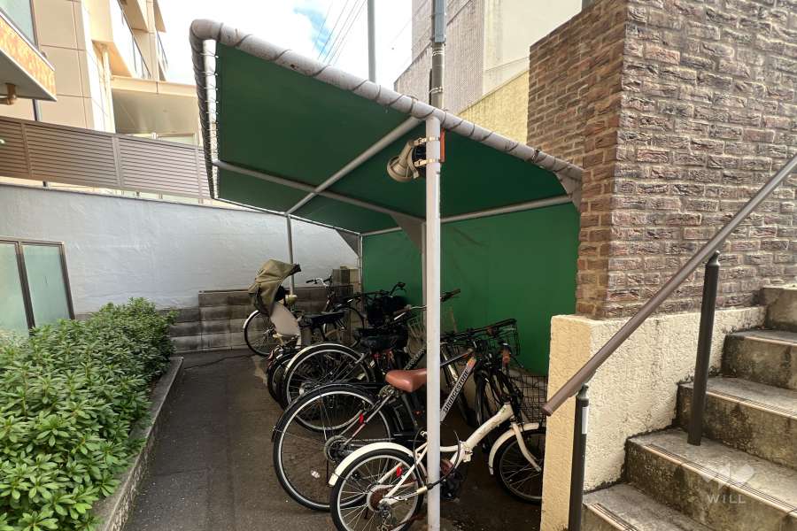 駐輪場・バイク置場（屋根あり）